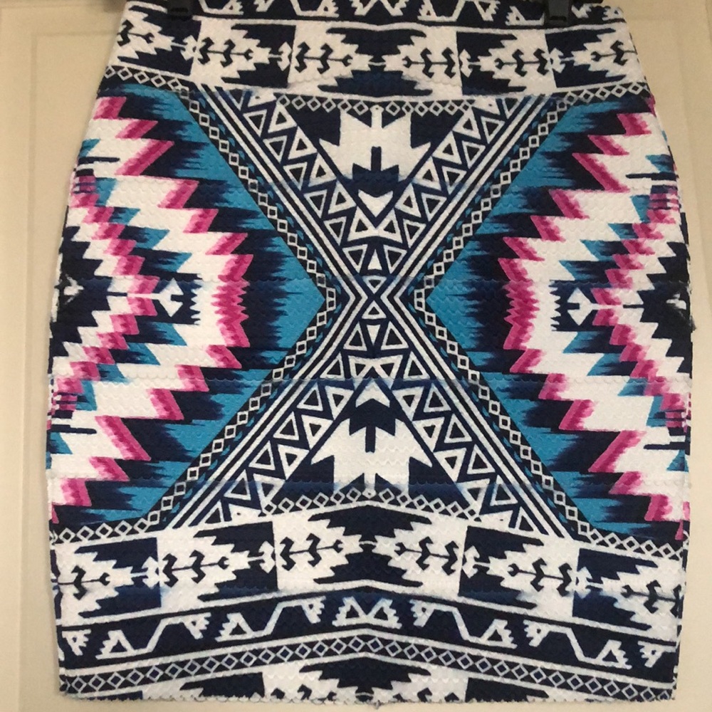Fun Patterned Skirt - Picture 2 of 3